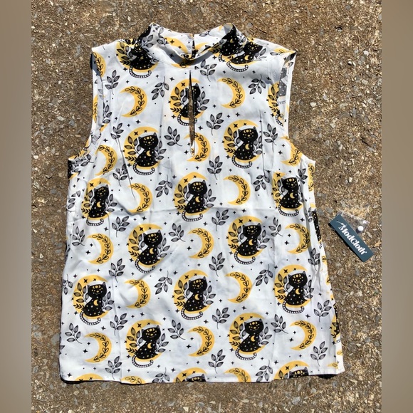 Modcloth Tops - NWT ModCloth Collared Tank Top, Cat & Moon Pattern, Size Medium